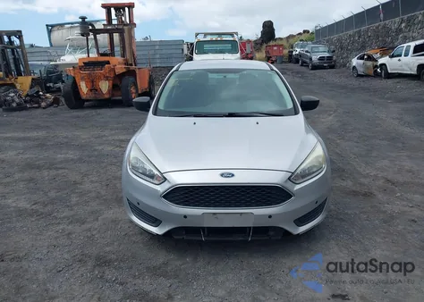 2016 Ford Focus S from USA, damaged, VIN 1FADP3E27GL349051